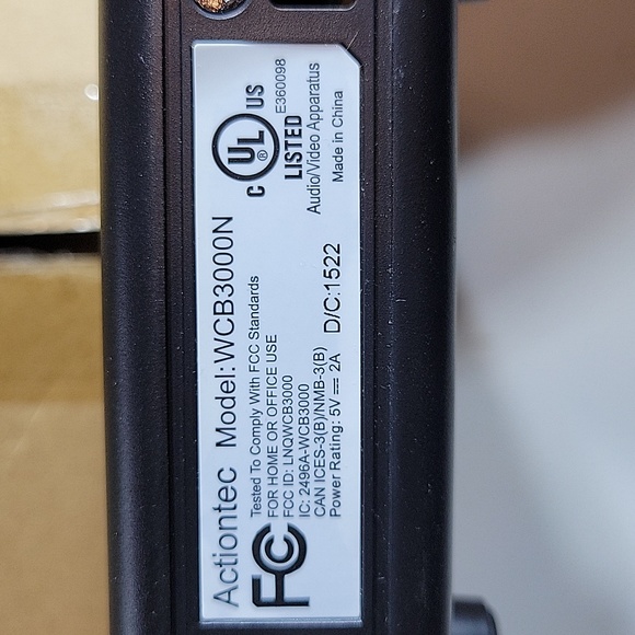 Actiontec Single Dual-Band Wireless Network Extender and Ethernet Over Coax - Picture 2 of 7